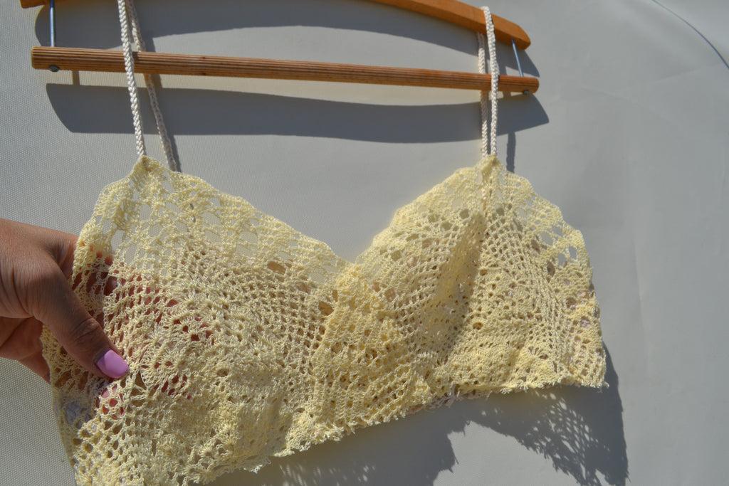 Flouo cream/beige crochet upcycled top